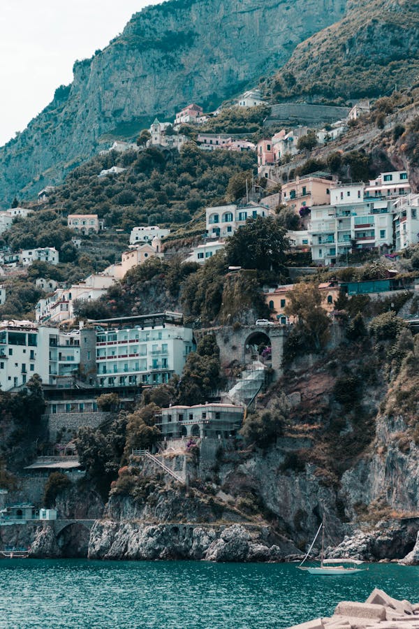 Tietovisa Amalfista, Italia: Kuinka paljon tiedät tästä rannikkoparatiisista?