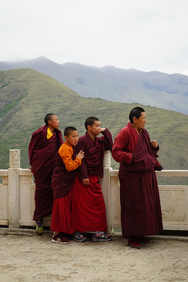 Kuis tentang Lhasa, kota suci di Tibet