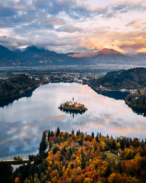 Kuis tentang Bled, Slovenia: Seberapa banyak yang kamu tahu tentang destinasi wisata yang indah ini?