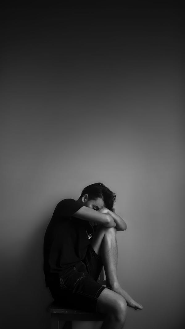 Тест на дистимию: депрессия или плохое настроение?