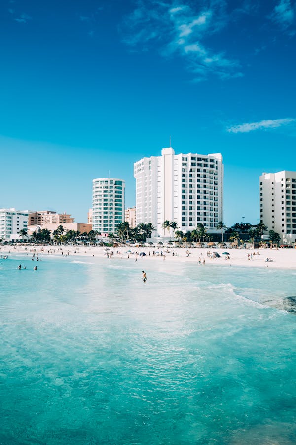 Take This Quiz and Test Your Knowledge of Cancun's Sun-Drenched Beaches and Vibrant Culture!	