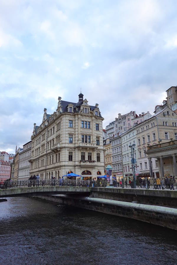 Karlovy Vary, Çek Cumhuriyeti hakkında bir quiz: Bu güzel termal şehir hakkında ne kadar bilgi sahibisiniz?